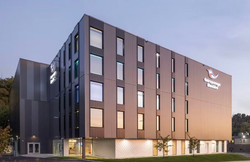 Storage Units at SmartStop Self Storage - Charest - 885 Blvd Charest O, Quebec, QC